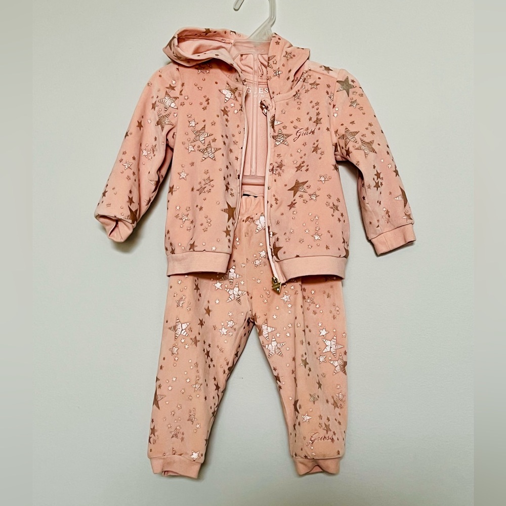 Toddler girls Guess velour suit